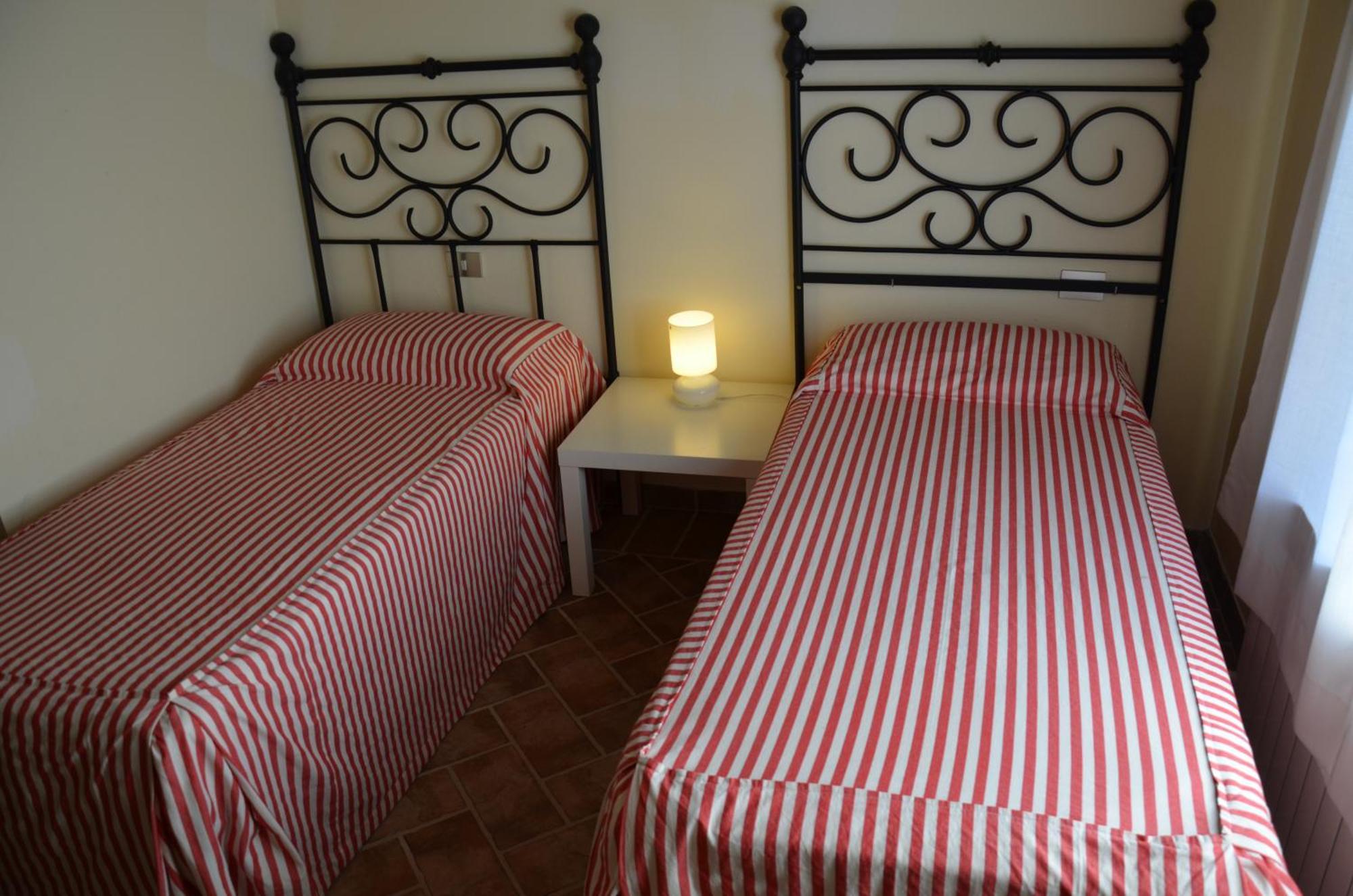 Agriturismo Sant'Alfredo Monteroni d'Arbia Bilik gambar