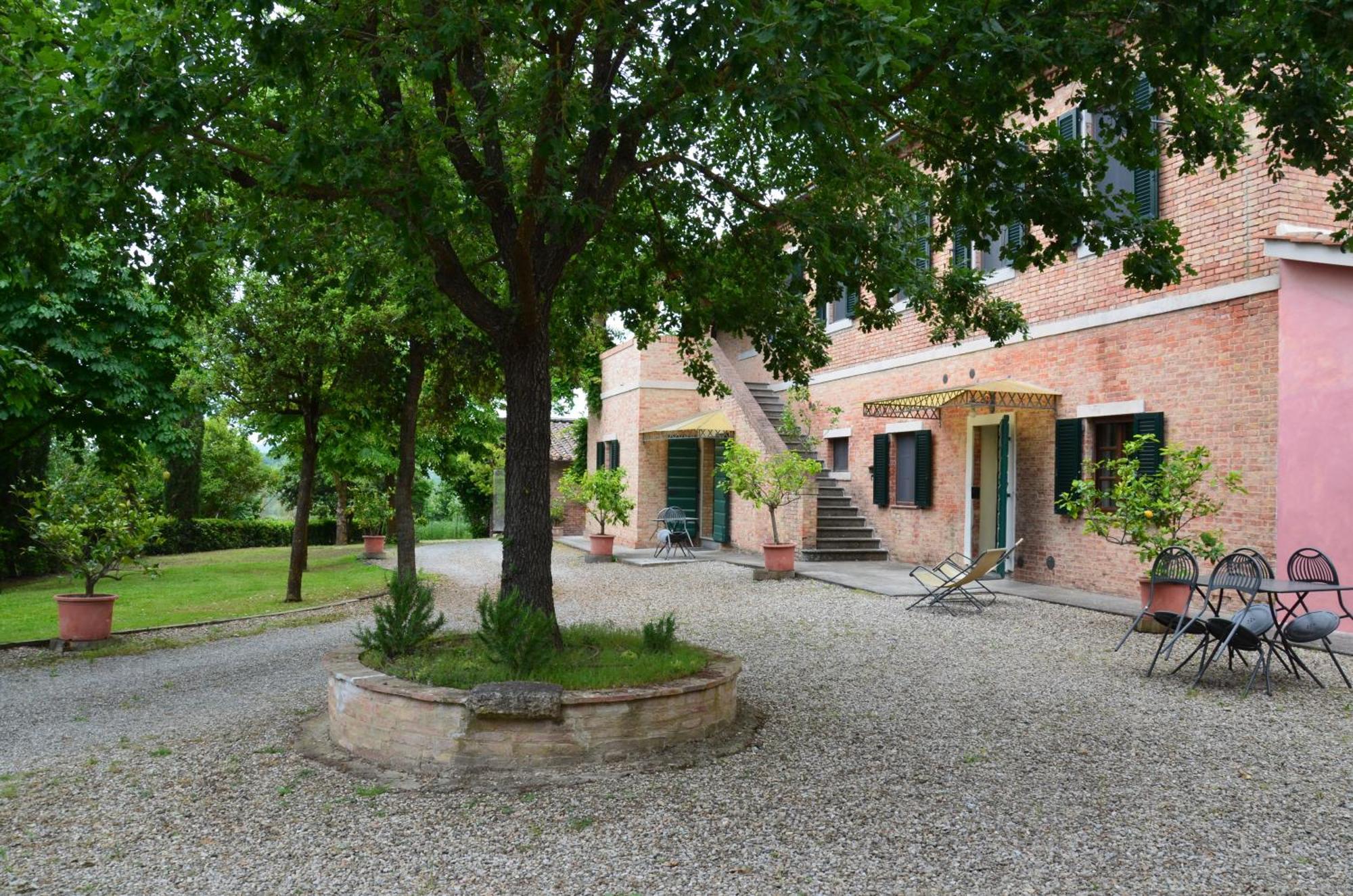 Agriturismo Sant'Alfredo Monteroni d'Arbia Luaran gambar