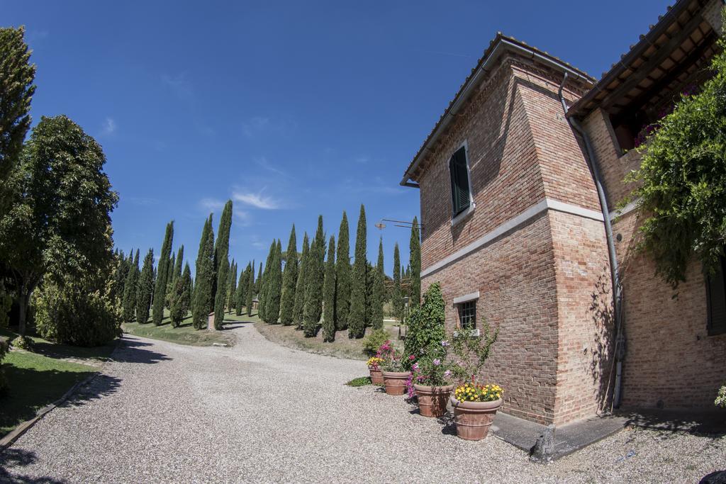 Agriturismo Sant'Alfredo Monteroni d'Arbia Luaran gambar