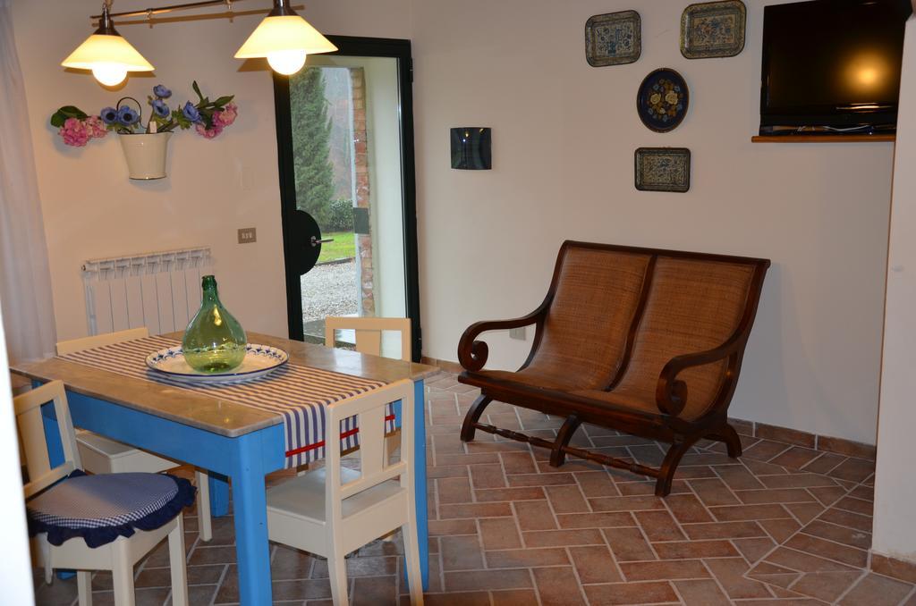 Agriturismo Sant'Alfredo Monteroni d'Arbia Luaran gambar